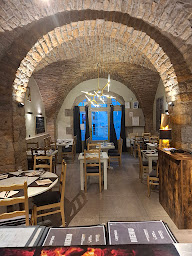 Photo n°22 de RESTAURANT L'IMPRÉVU à Lons-le-Saunier (Restaurant)