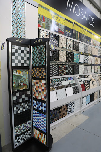 Topps Tiles Hedge End - Thumbnail