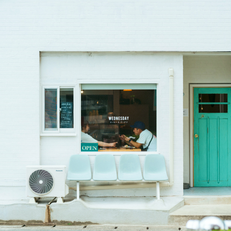 wednesday コーヒーとドーナツ