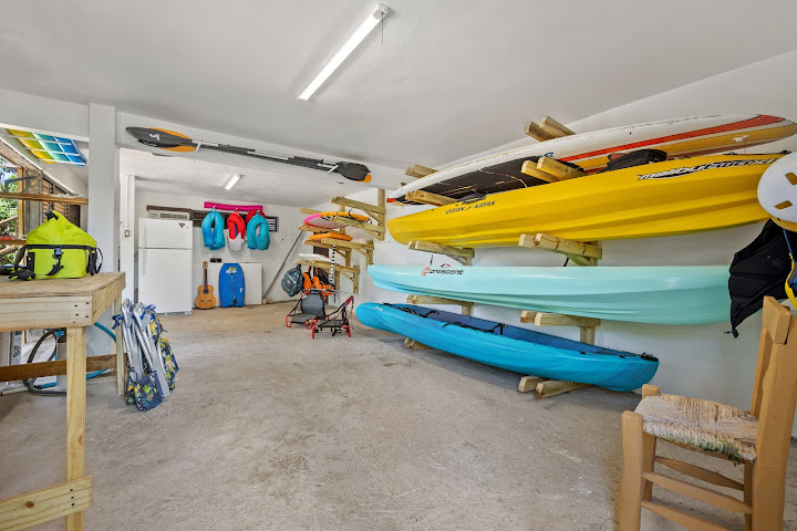 Mary Lee's by the Sea by null