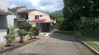 Photos of Urbanizacion La Campi&ntilde;a Park