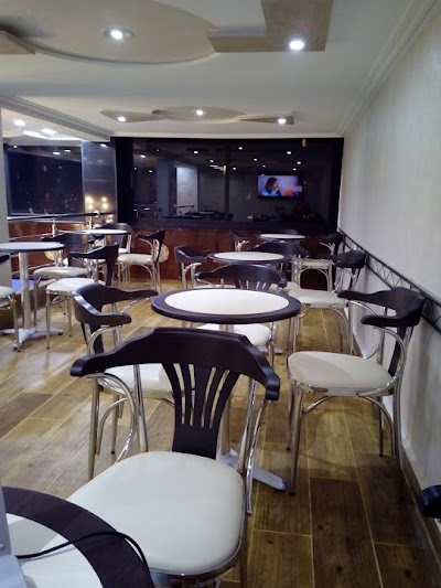 Photos of Caf&eacute; Degusta