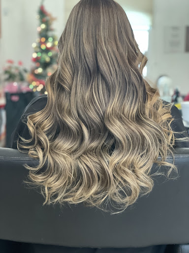 Nelly Vargas Hair Studio - Thumbnail