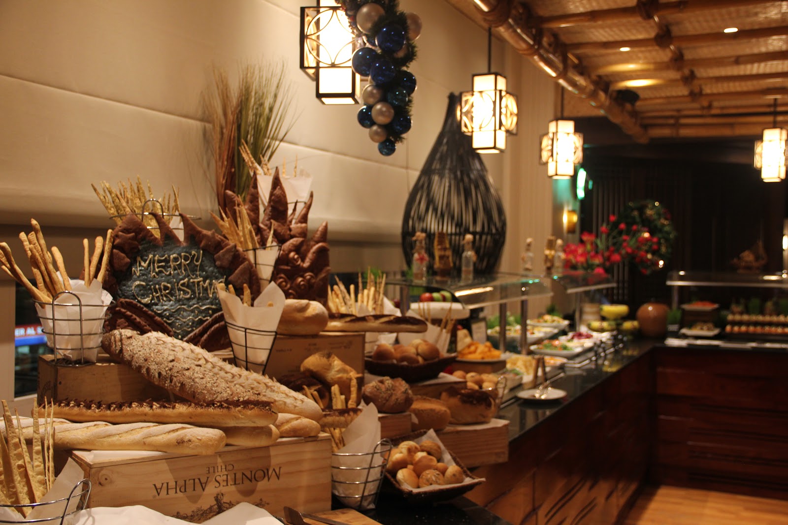 Al Dawaar Revolving Restaurant - صورة 2