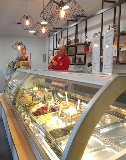 Gelateria Linda Gallery - Italy