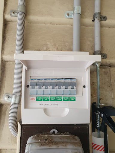 ARE Electrical Services - Visual