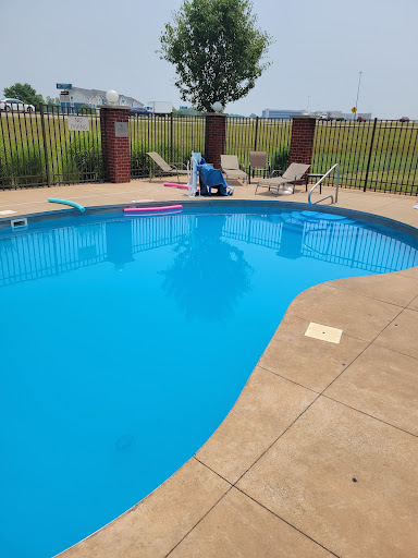Country Inn & Suites by Radisson, Evansville, IN - Thumbnail