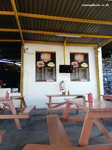 7-Eleven 1225 Jacarandas - Thumbnail