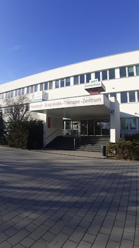 Mediplus Gesundheitszentrum GmbH - Medizinisches Versorgungszentrum im Gesundheitszentrum Springpfuhl Gallery - Germany