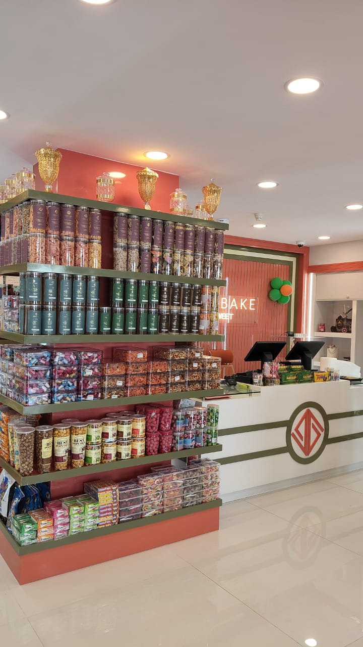 جراند بيك للحلويات والمعجنات - صورة 2