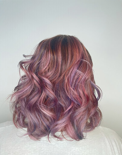 Krullenkapper Westervoort Lovly Hair by Nancy | Highlights & Balayage - Thumbnail
