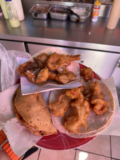 Tacos De Pescado El Estadio - Thumbnail