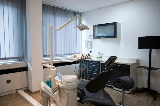Dental Esthetics - Thumbnail