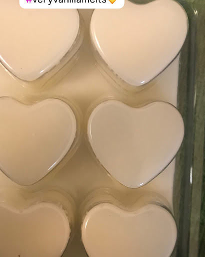 CandyKisses Candles & Melts
