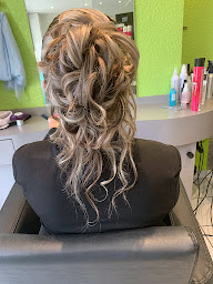 Photo n°16 de Laly Coiffure à Saint-Martin-le-Beau (Salon de coiffure)