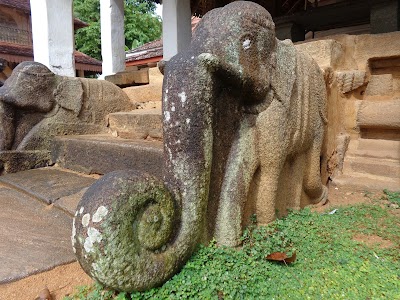 Photos of Dambadeniya Sri Wijayasundaraaraama Raja Maha Viharaya ශ්&zwj;රී විජයසුන්දරාරාම රාජමහා විහාරය