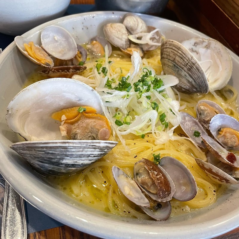 熱海渚町・おさかな丼屋ビストロ