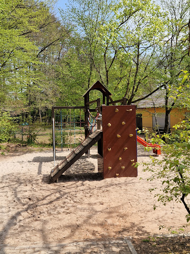 Playground ( Part of the Zoo) - Thumbnail