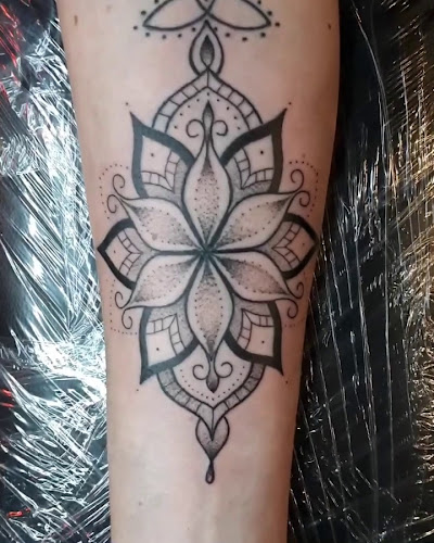 Dr Feelgood tattoo studio liverpool - Liverpool