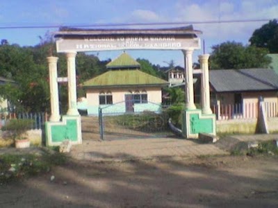Photos of SMP Negeri 2 Unaaha