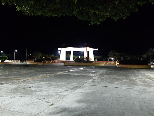 Miguel Alemán Valdés Park