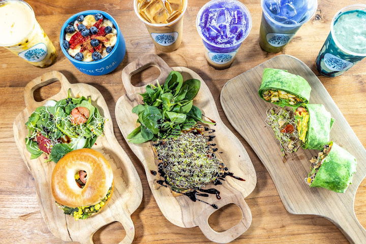 Bluetree Cafe Kakaako by null