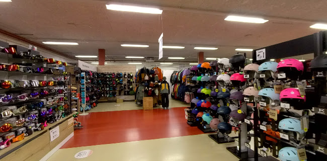 Kommentare und Rezensionen über Sportshop Karrer AG