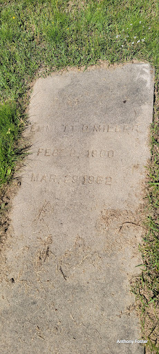 Grave of Emmett Miller - Thumbnail