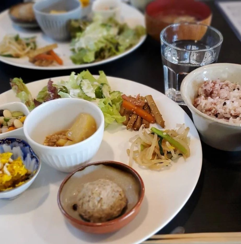 複合店 ロゼット