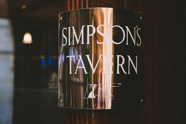 Simpson’s Tavern by null