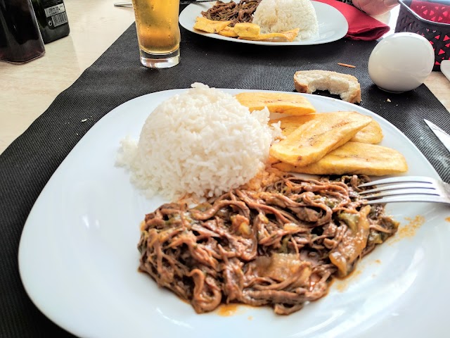 Restaurante Cubano La Ceiba