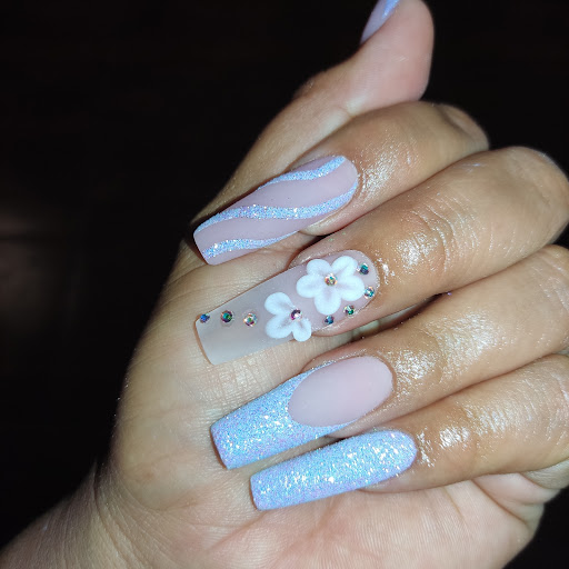 Nabil Leyva studio nail's