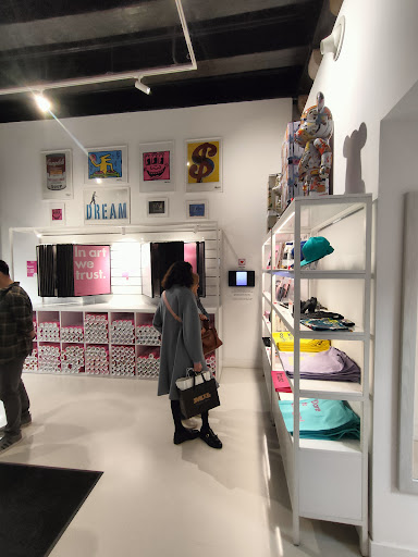 Moco Concept Store - Visual