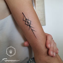 Photo n°22 de Roncecoeur Tattoo Studio à Saint-André-lez-Lille (Tatoueur)
