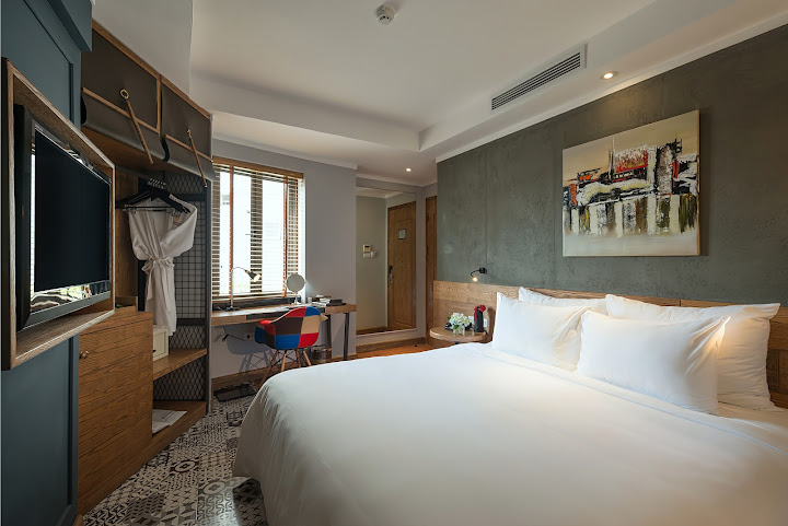 Bespoke Trendy Hotel Hanoi by null