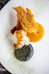 Photo n°33 de Restaurant Club-House Maison Blanche à Le Blanc-Mesnil (Cave à vins)