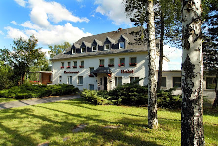 Waldhotel am Stausee GmbH Am Stauseeblick 1, 07338 Hohenwarte, Deutschland