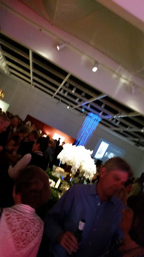 J Johnson Gallery - Visual