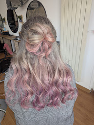 Photo n°4 de L'Hair Zen Coiffeur coloriste à Bubry (Salon de coiffure)