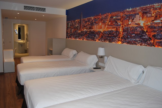 Hotel BESTPRICE Gràcia