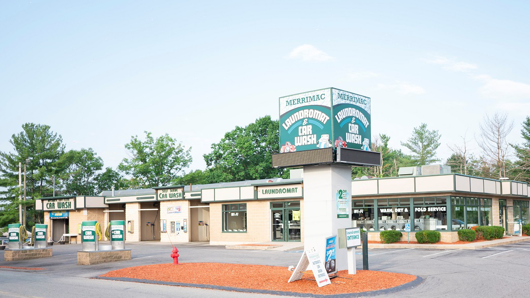 Merrimac Laundromat & Car Wash storefront and entrance in Methuen