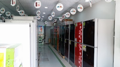 Photos of Minister Myone Park