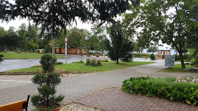 Photos of Balatontourist Aranypart Kemping &eacute;s &Uuml;d&uuml;lőfalu