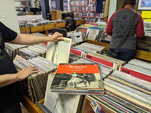 Record City - Visual