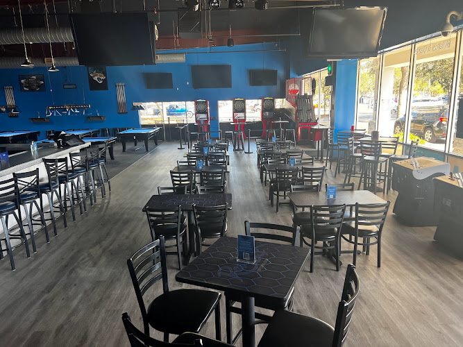 Rack'em Up Sports Bar Billiards