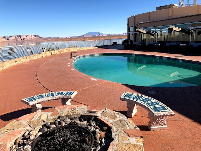 Lake Powell Resorts & Marinas