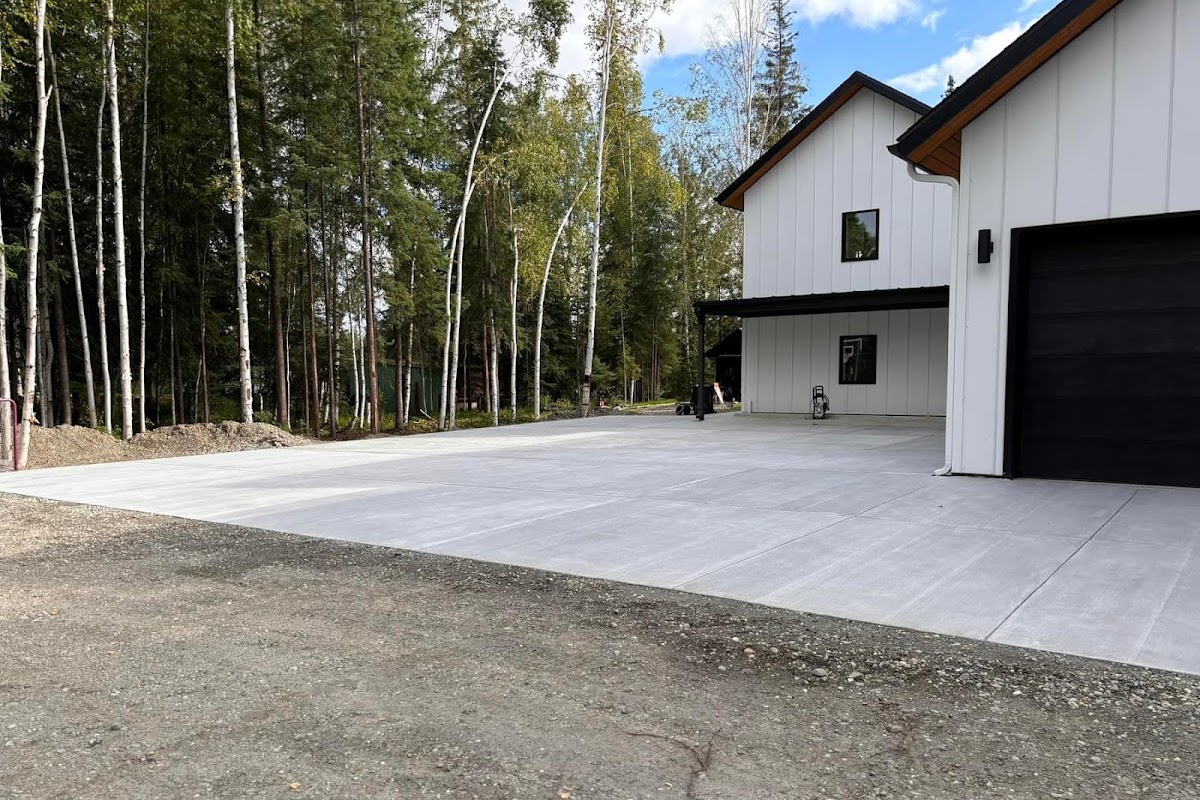 Frostbite Builders - storefront photo