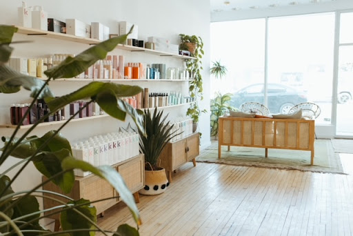Urban Roots Hair Studio - Thumbnail
