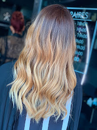 Photo n°43 de Chez Lea - Salon de coiffure Cannes à Cannes (Salon de coiffure)