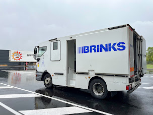Photo n°17 de POIDS LOURDS OCEANE - Contrôle technique automobile et poids lourds à Verrières-en-Anjou (Atelier de réparation pour poids lourds)